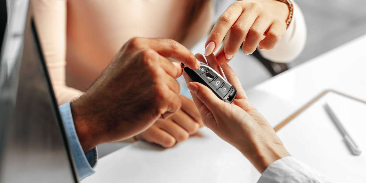 15 Up-And-Coming Key Replacement Near Me Bloggers You Need To See